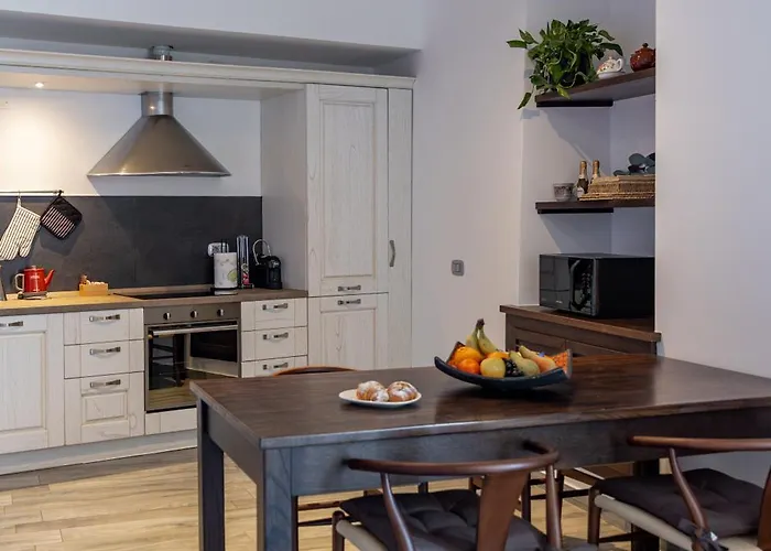 La Corte - Seta Lägenhet